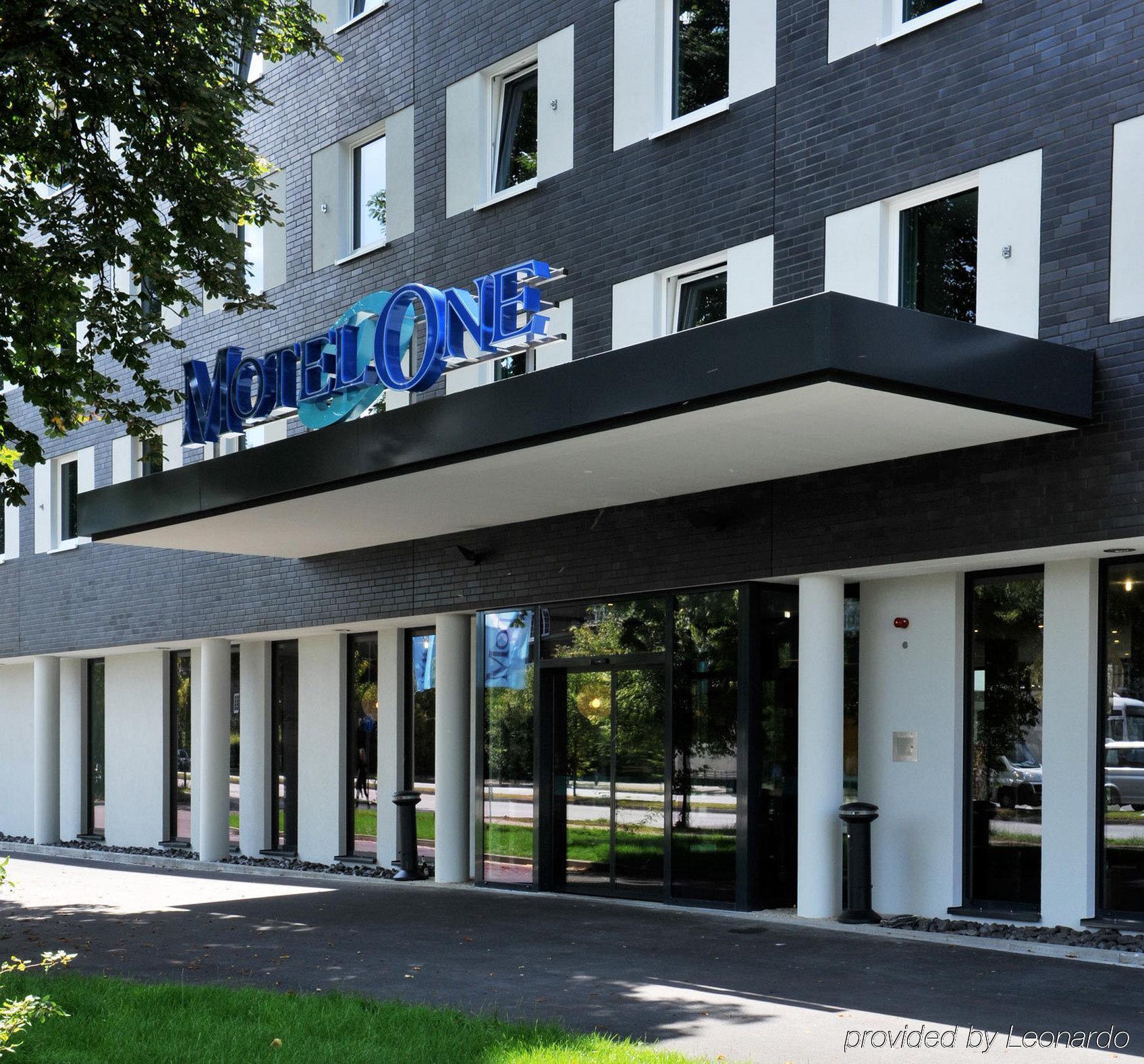 One Airport Hotel
