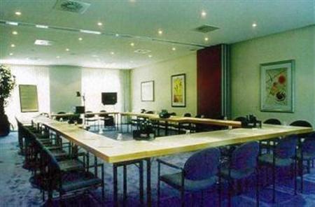 Intercityhotel Altona Hotel