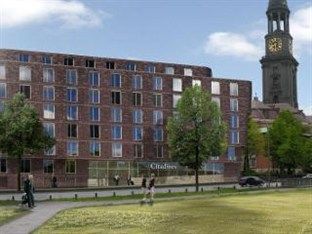 Citadines Michel 4*