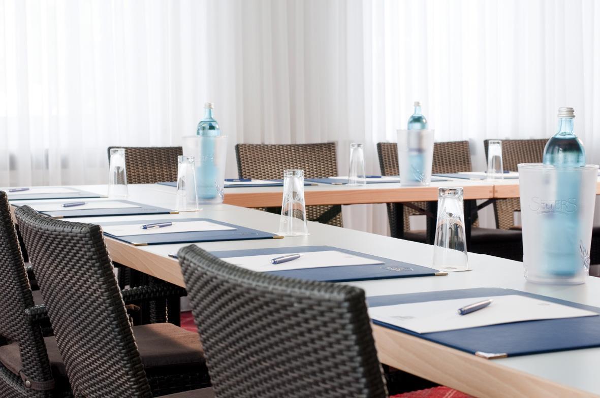 Western St. Raphael Hotel 4*