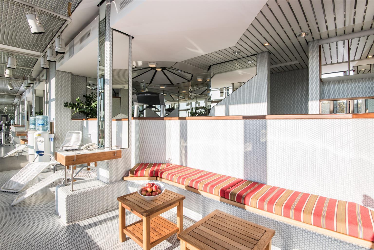 Hotel Western St. Raphael 4*