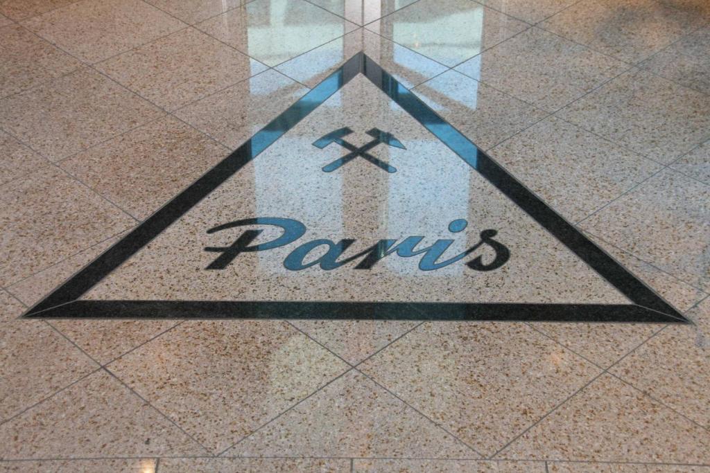 Albertus Paris Stadt -