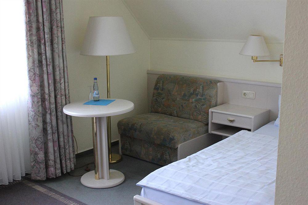 Altenwerder Hof Hotel 3*
