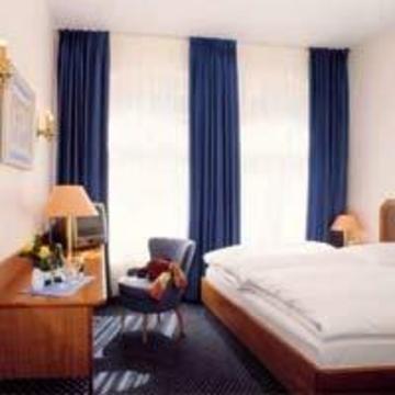 Fürst Bismarck Hotel 3*