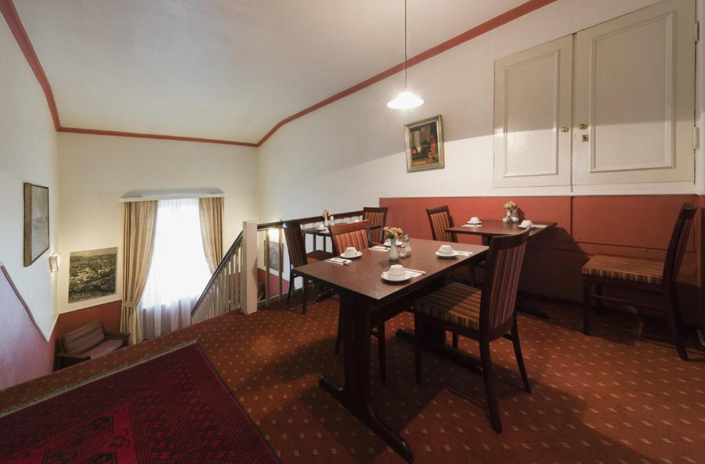 Phoenix City Hotel 3*