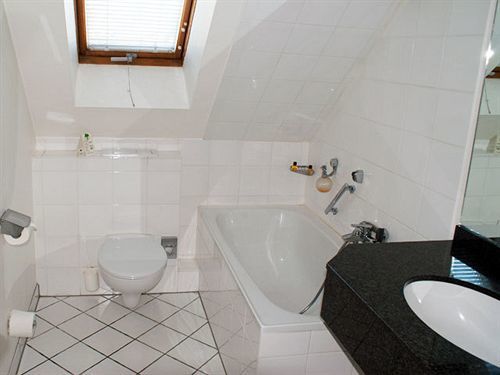 Hotel Entrée Groß Borstel Garni 3*