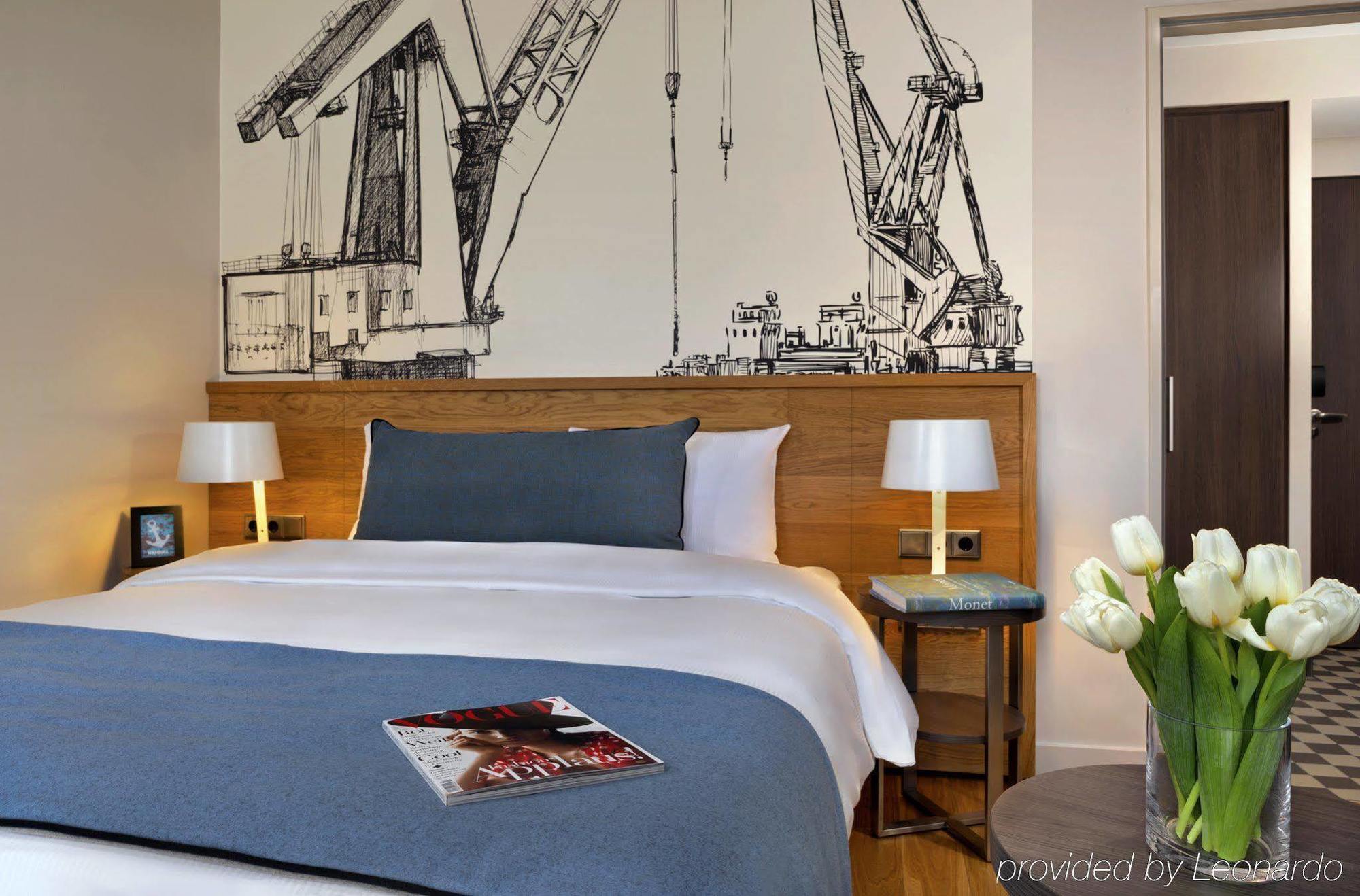 Citadines Michel Aparthotel