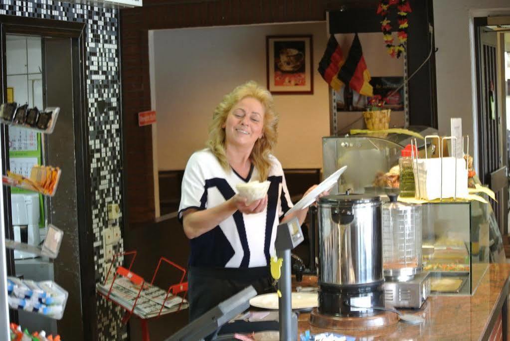 Eulenkrug Hotel 2*