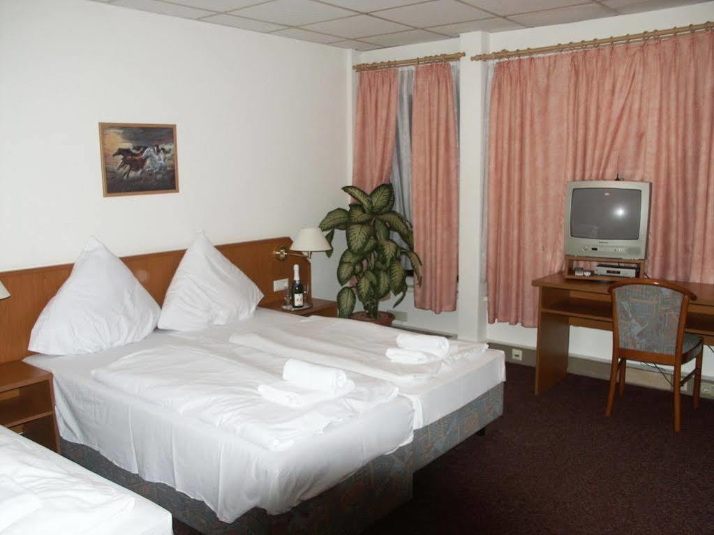 Eulenkrug Hotel