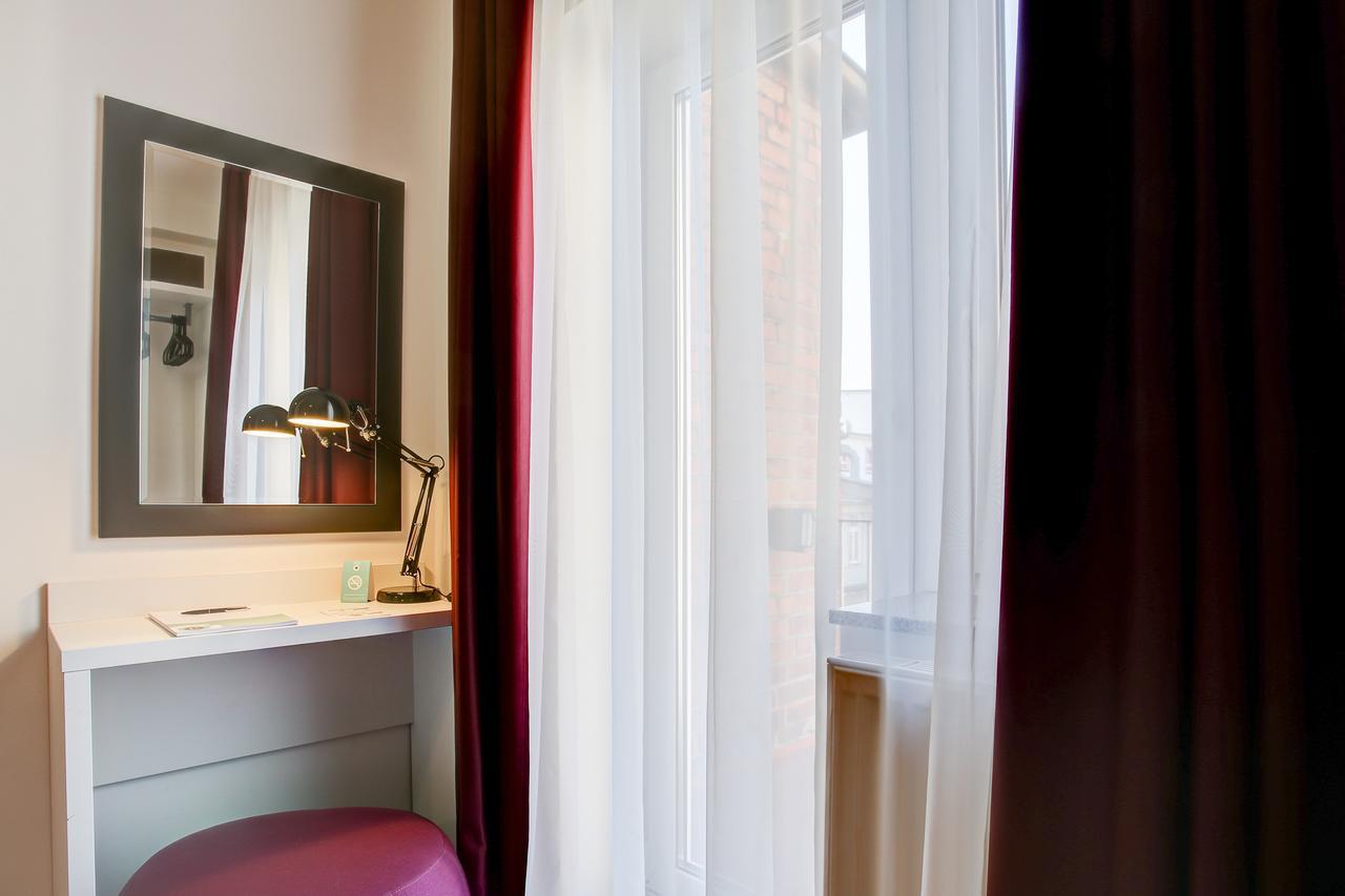 Hotel West 3*