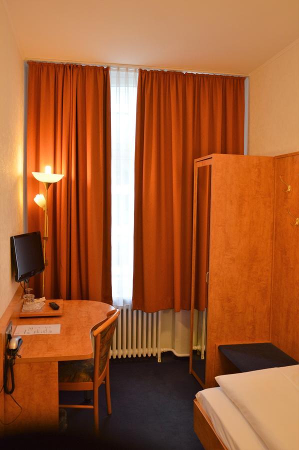 Steens Hotel 3*