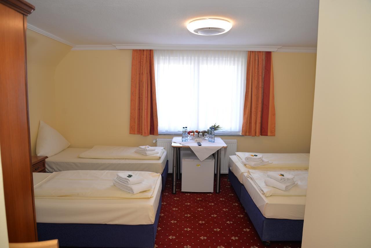 Neugrabener Hof 3*