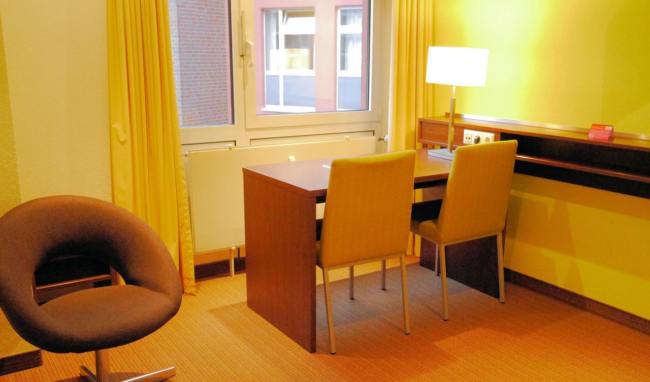 Hotel Bridge 2*