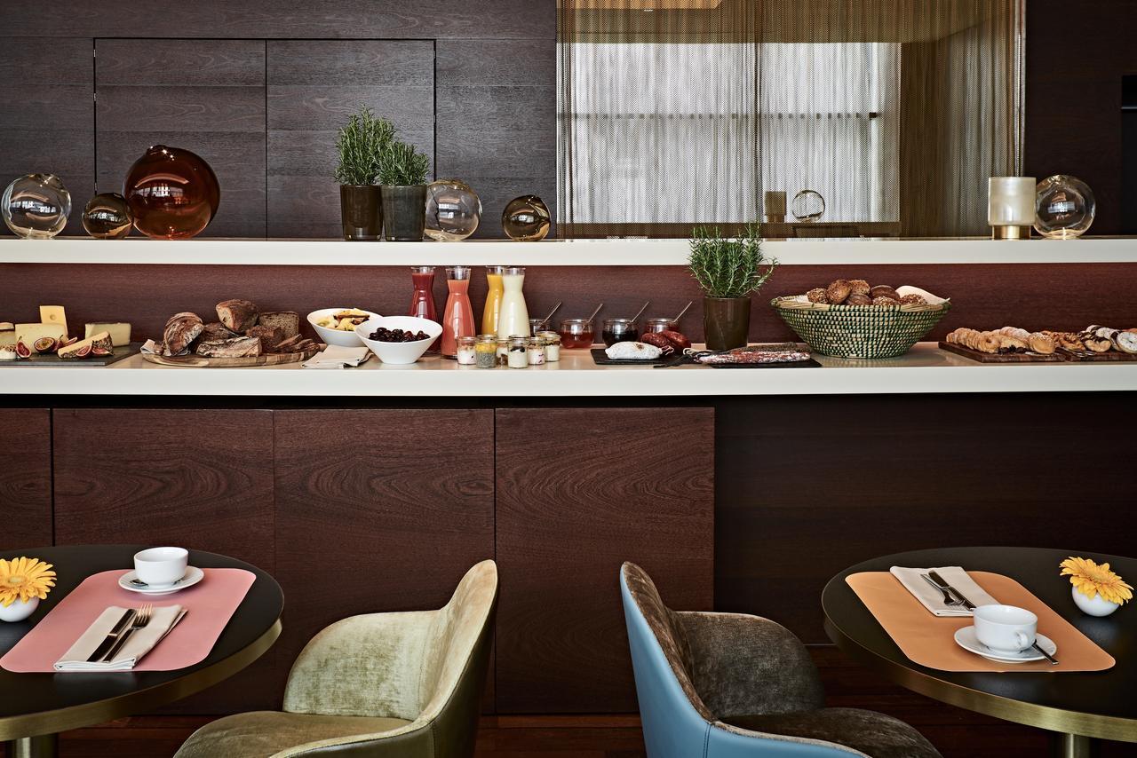 Side, Hamburg, A Member Of Design 5*
