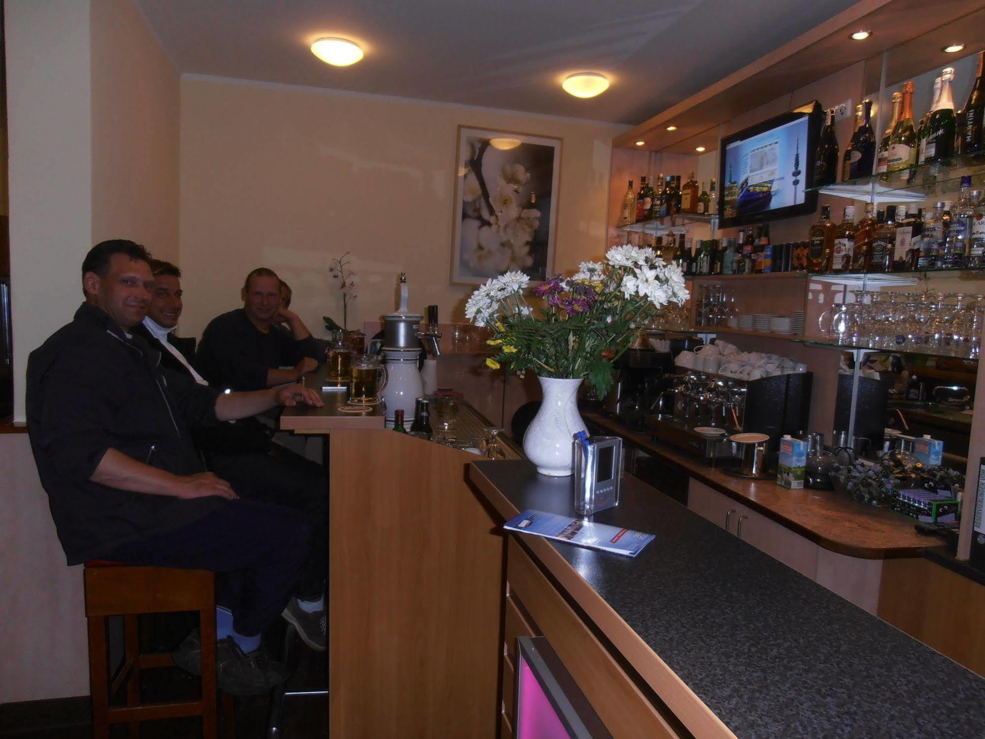 Altan Hotel