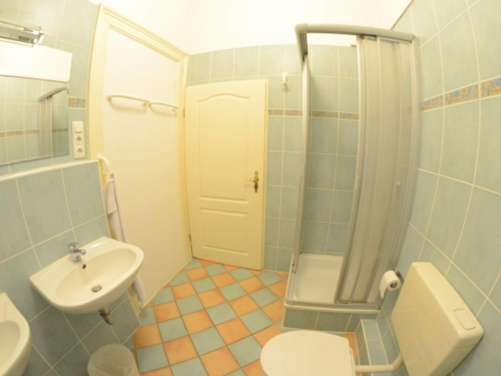 Hotel&Hostel B8 Hostel