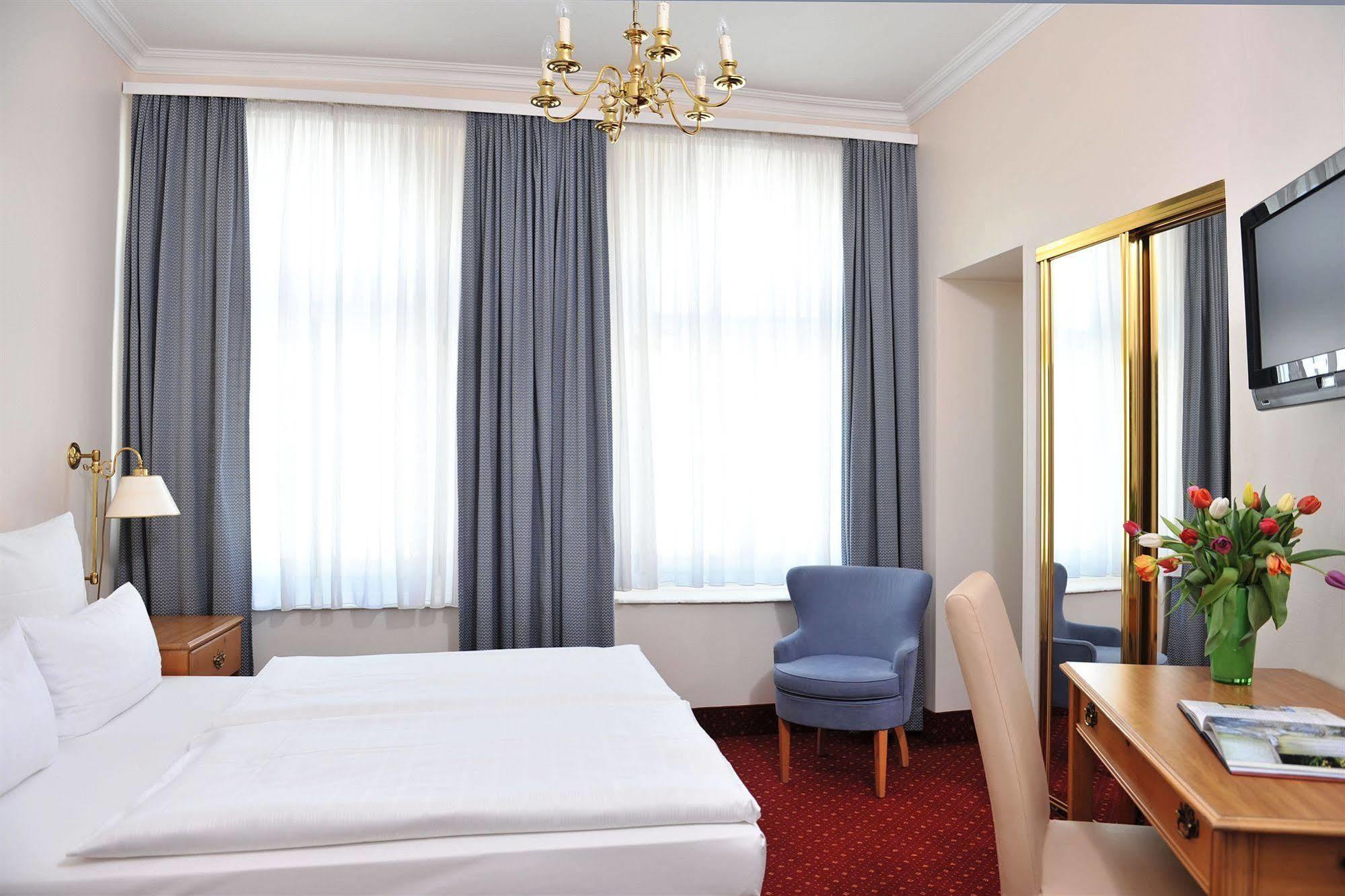 Fürst Bismarck 3* Hamburg