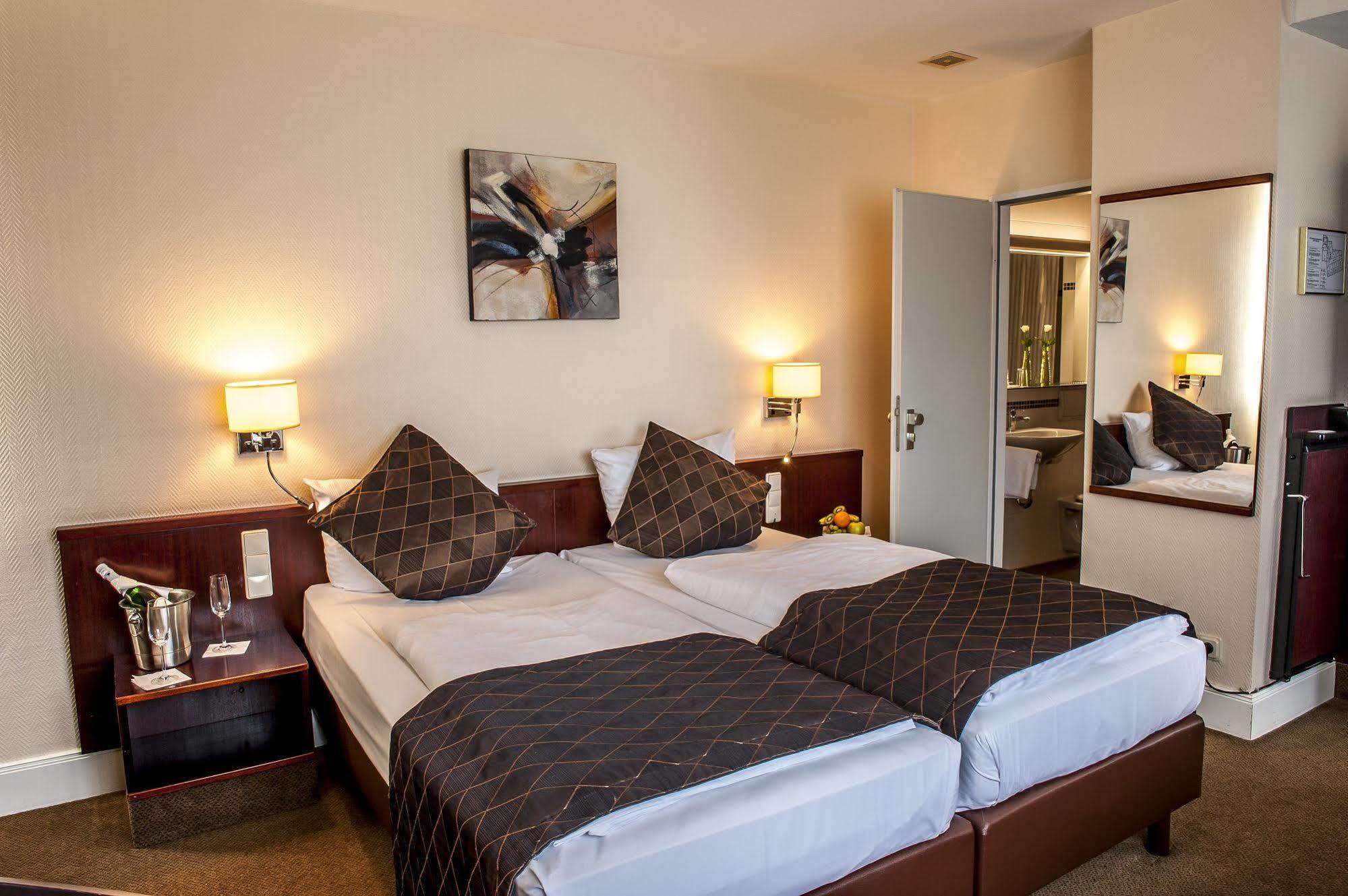 Hotel Leonardo Elbbrücken Hamburg