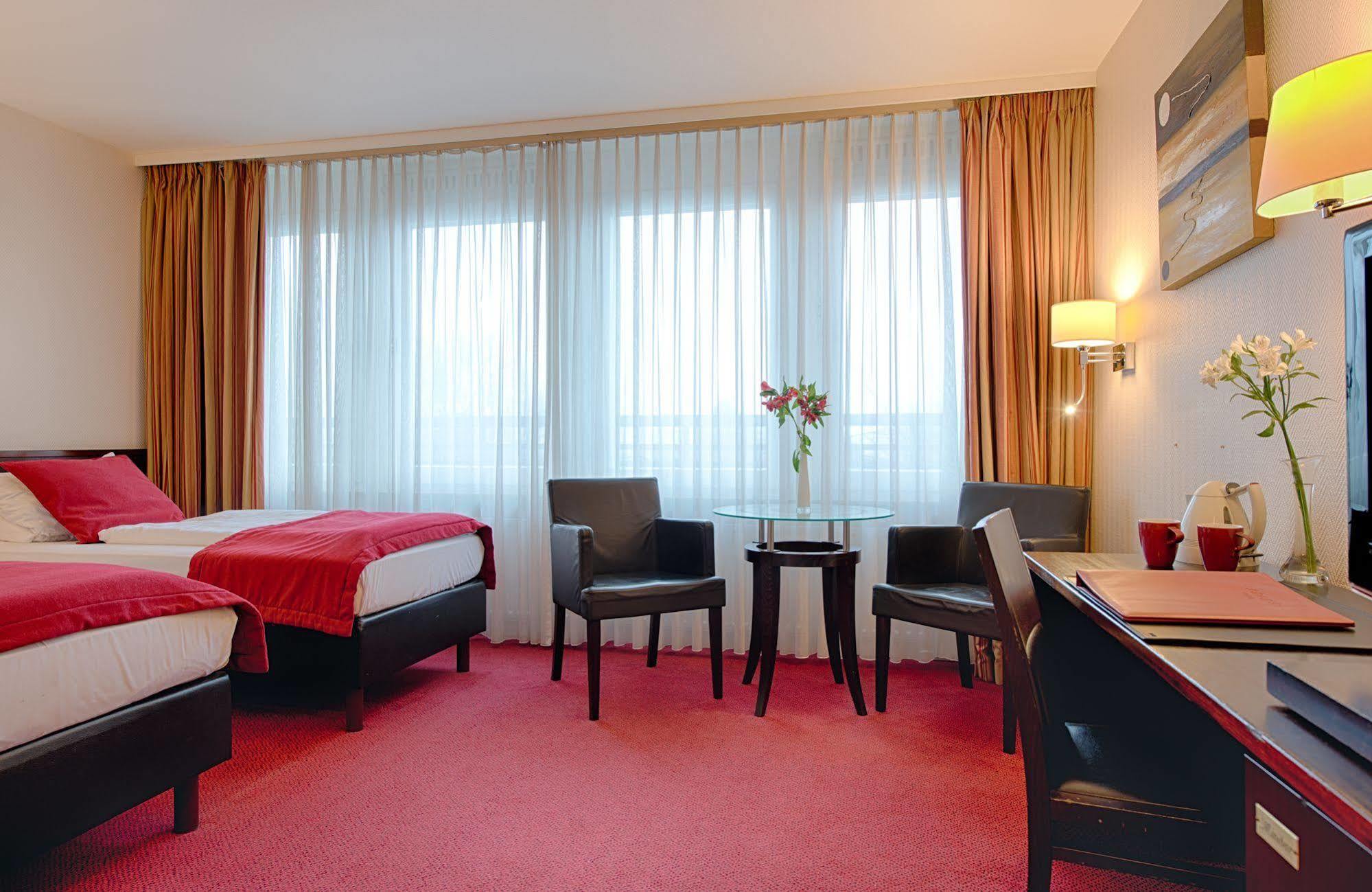 Leonardo Elbbrücken Hotel Hamburg