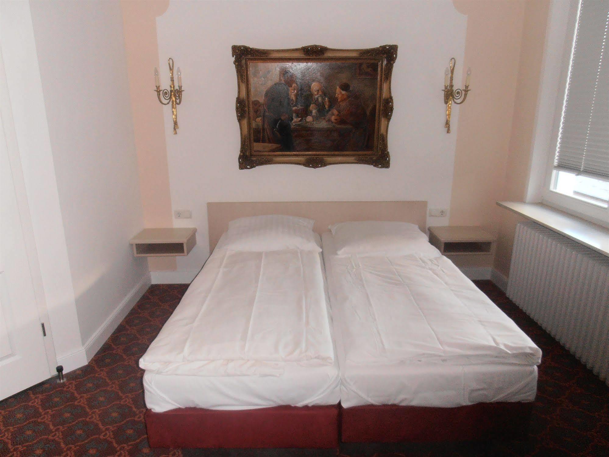 Blankenese Hotel 3*