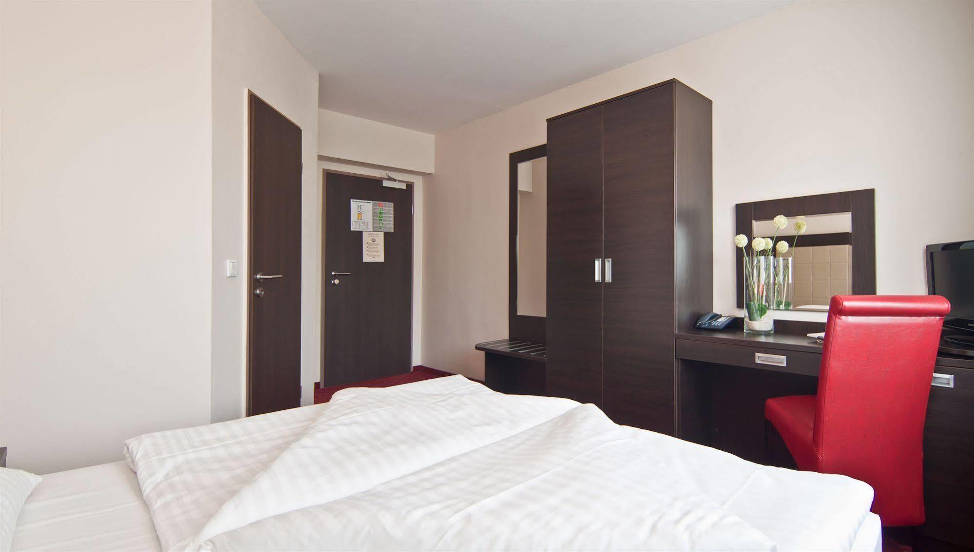 Savoy Hotel Hamburg-Harburg