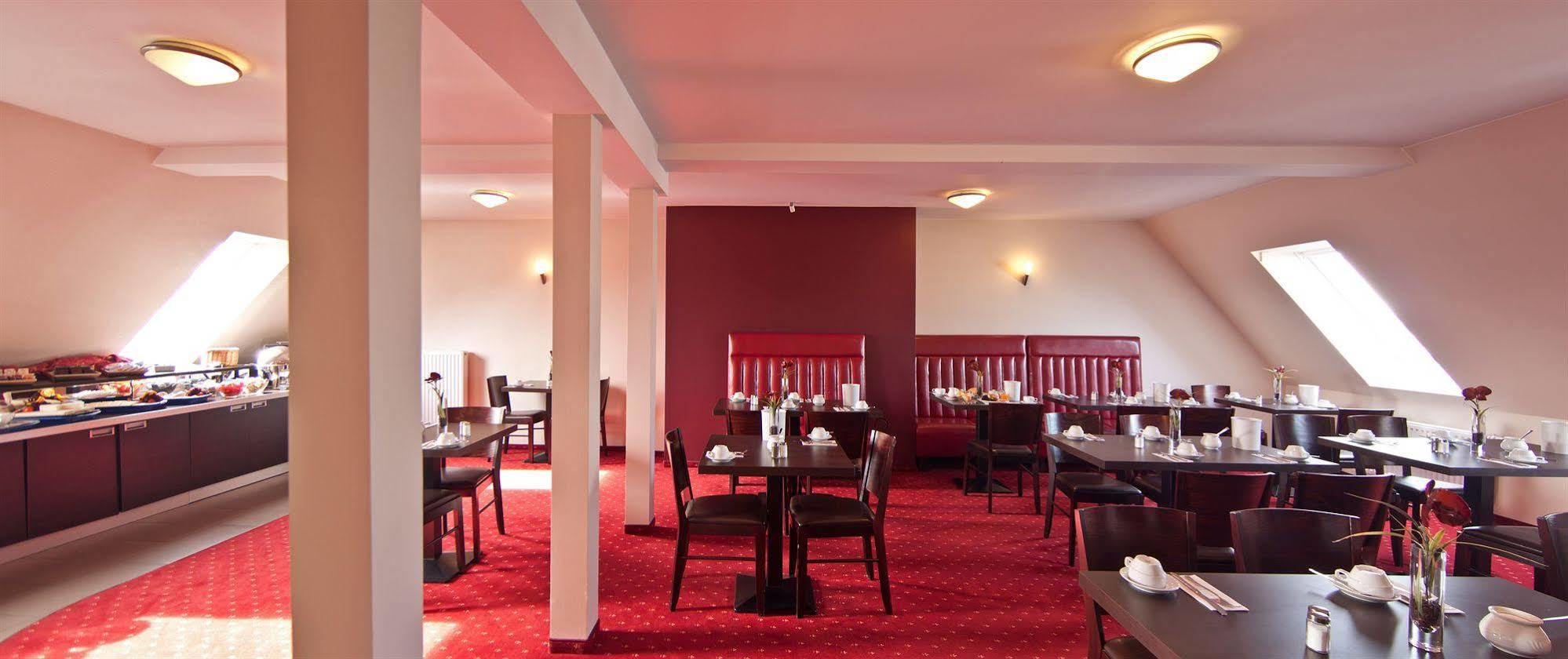 Savoy Hotel Hamburg-Harburg