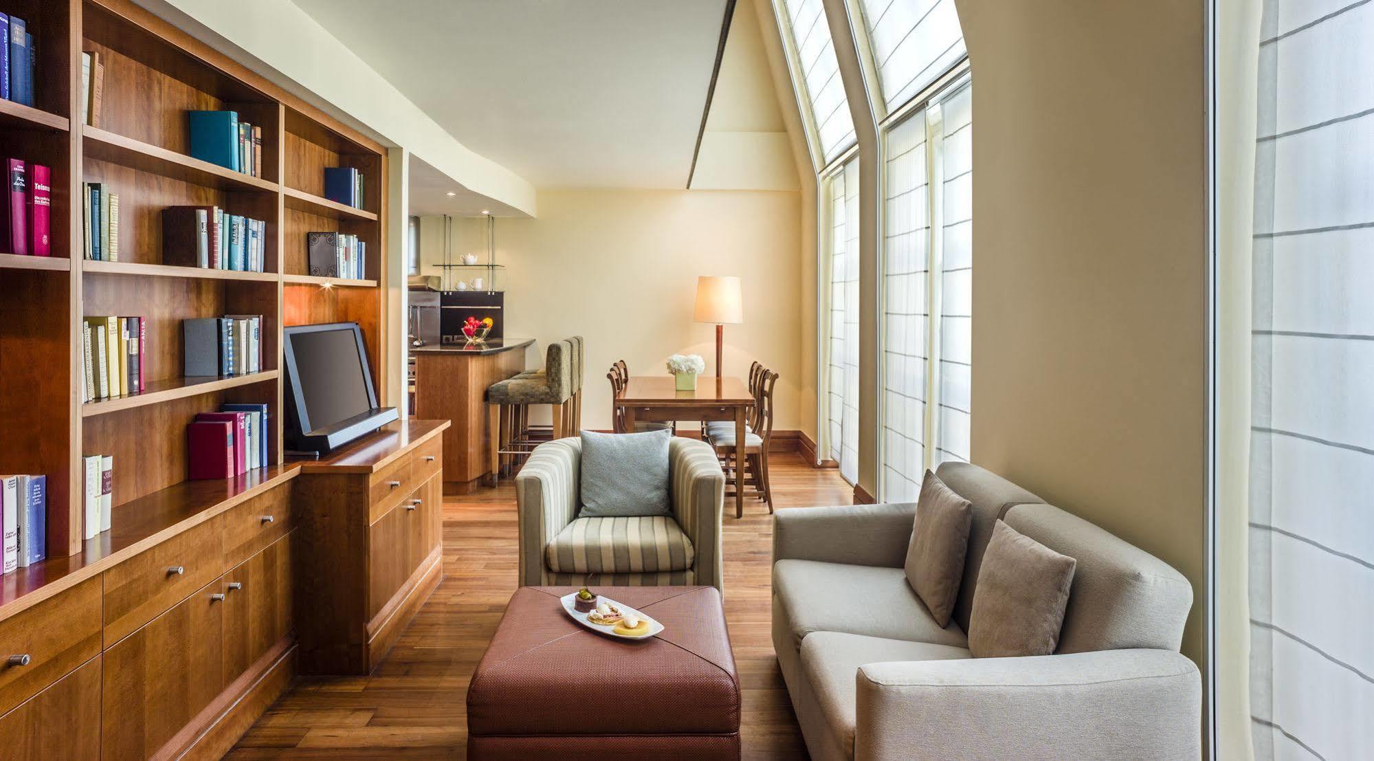Residences At Park Hyatt Hamburg