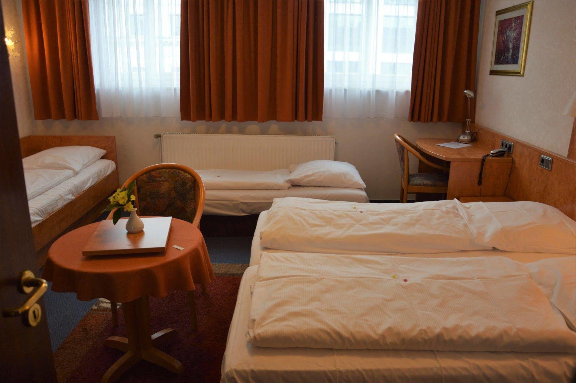 Hotel Steens 3*