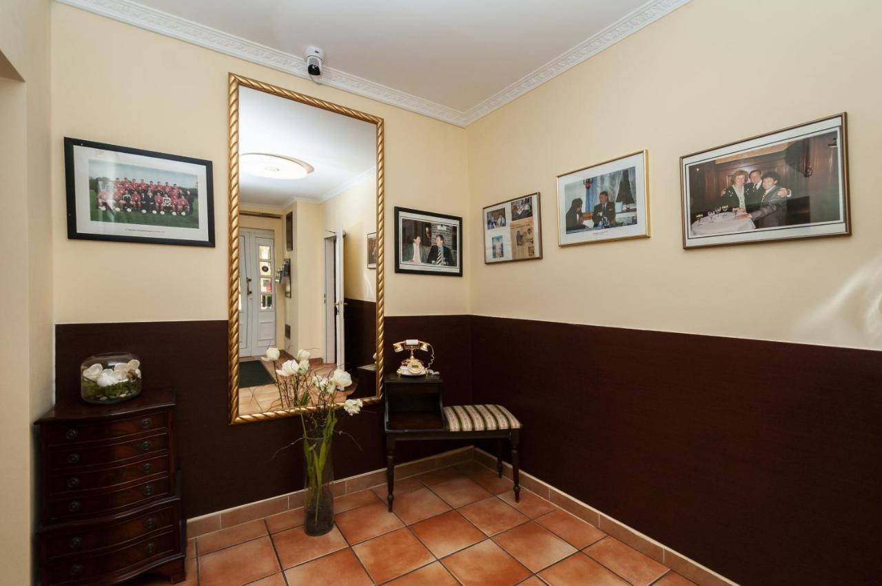 Gruene Tanne 3*