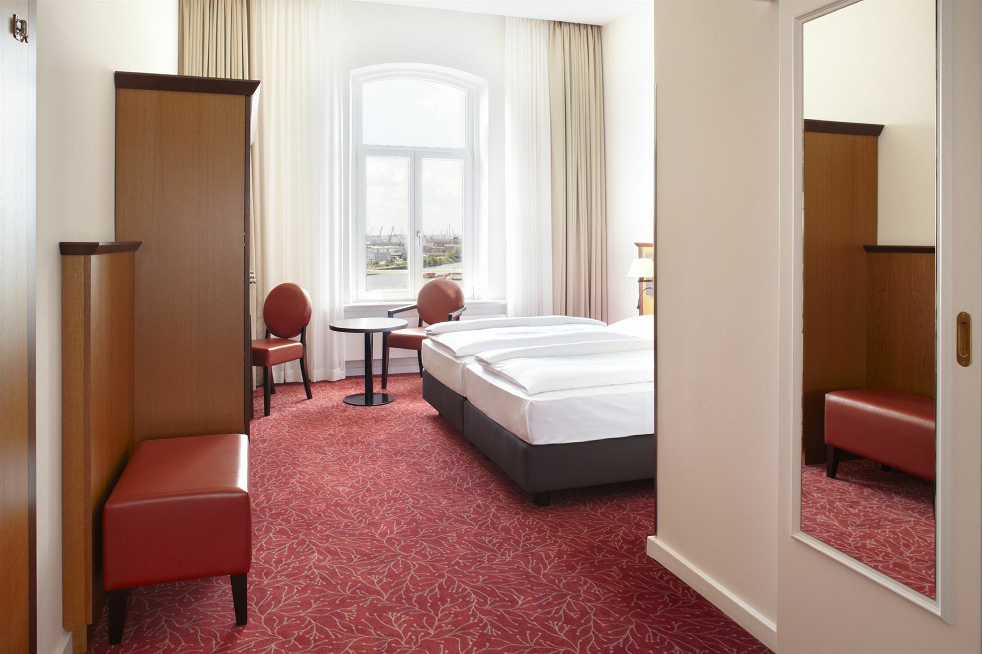 Hotel Hafen 4*