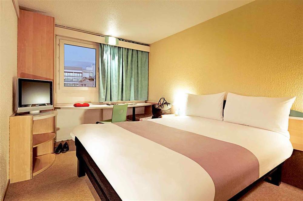 Ibis Alsterring 3*