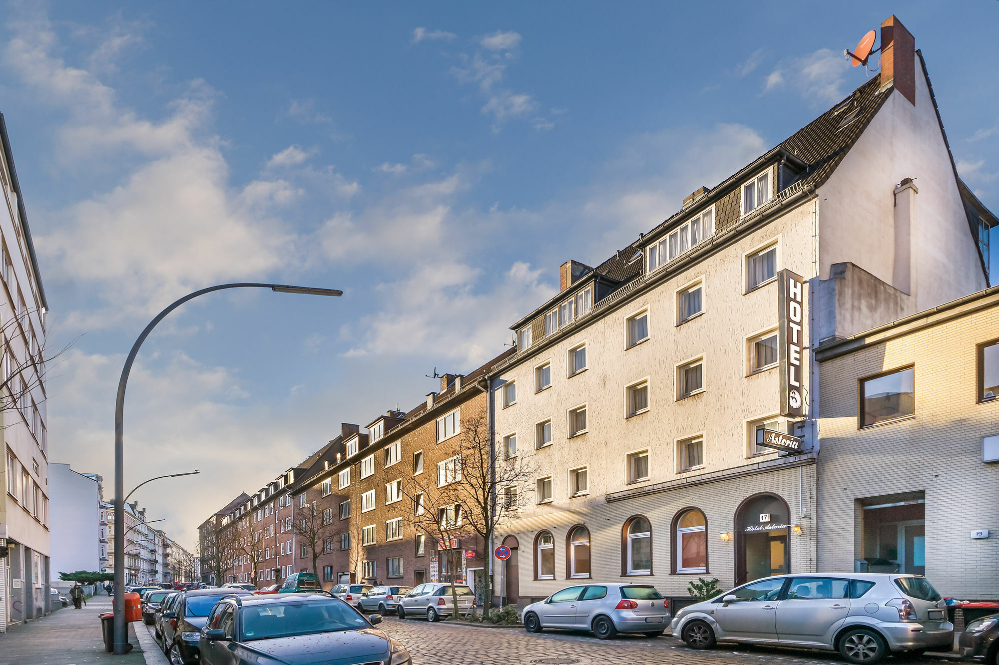 Signature Astoria