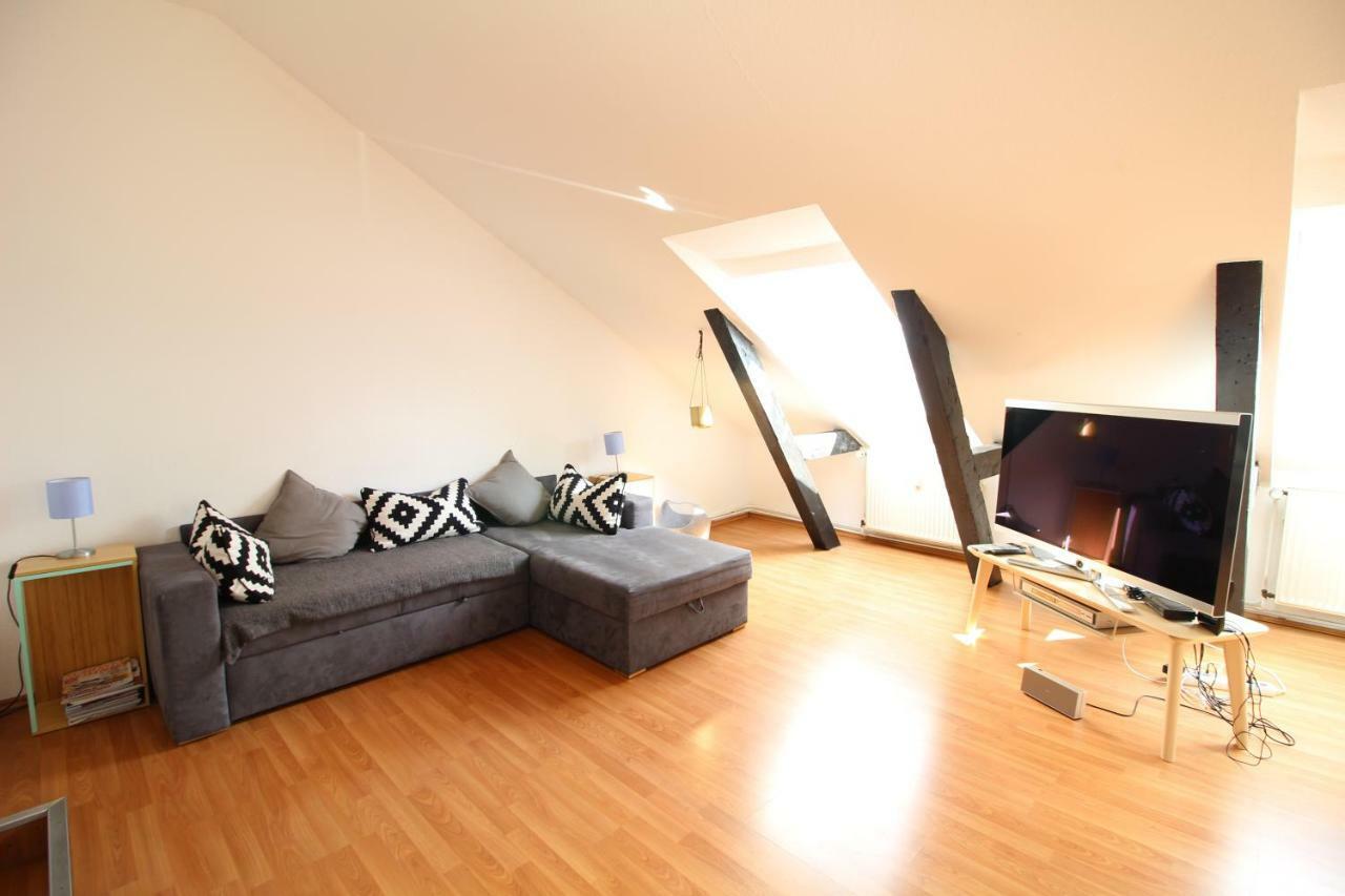Central Dammtor Apartment