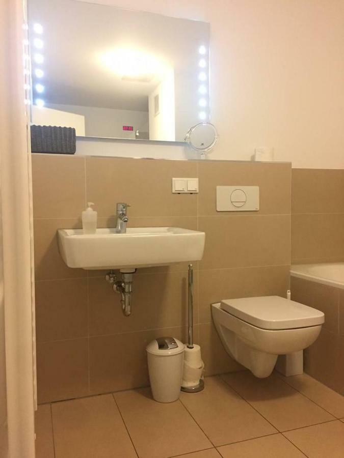 Apartment Sehr Schöne, Große Im Reiherstiegviertel