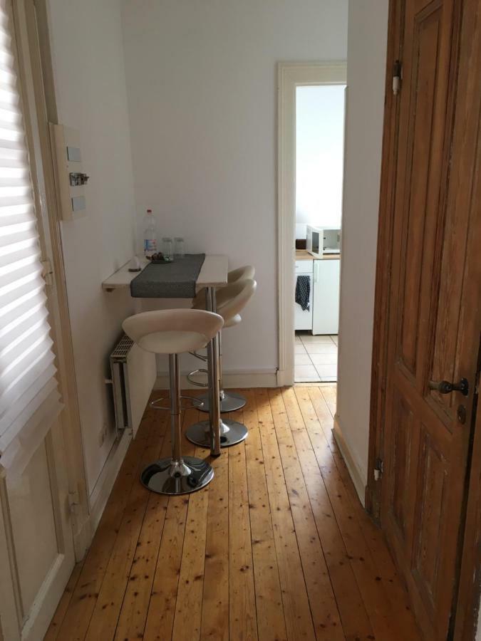 Homestay Jugendstilwohnung In The Heart Of