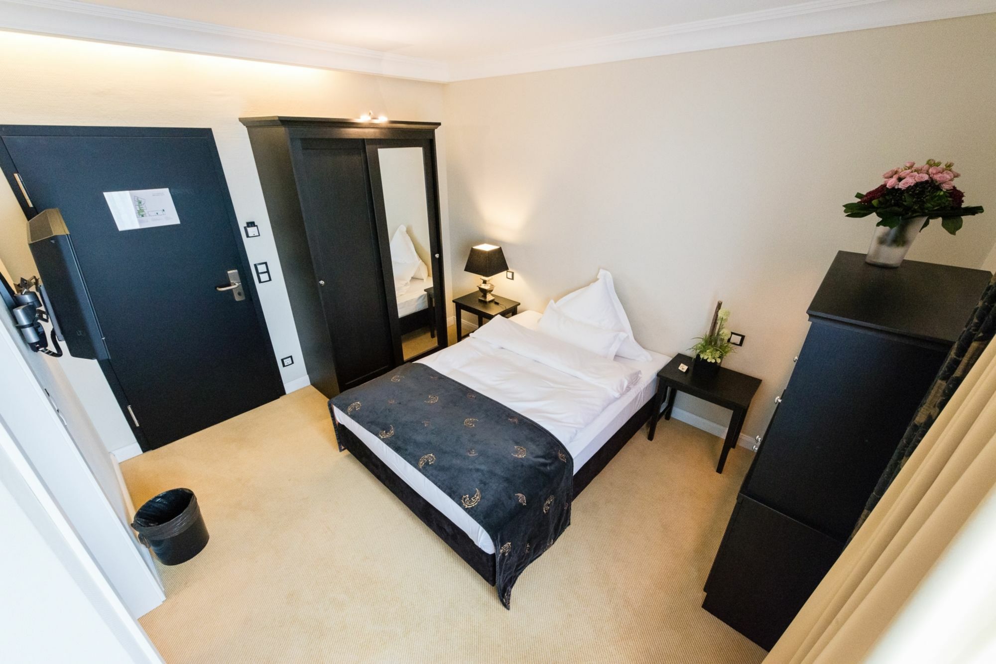 Business & Hotel 4*