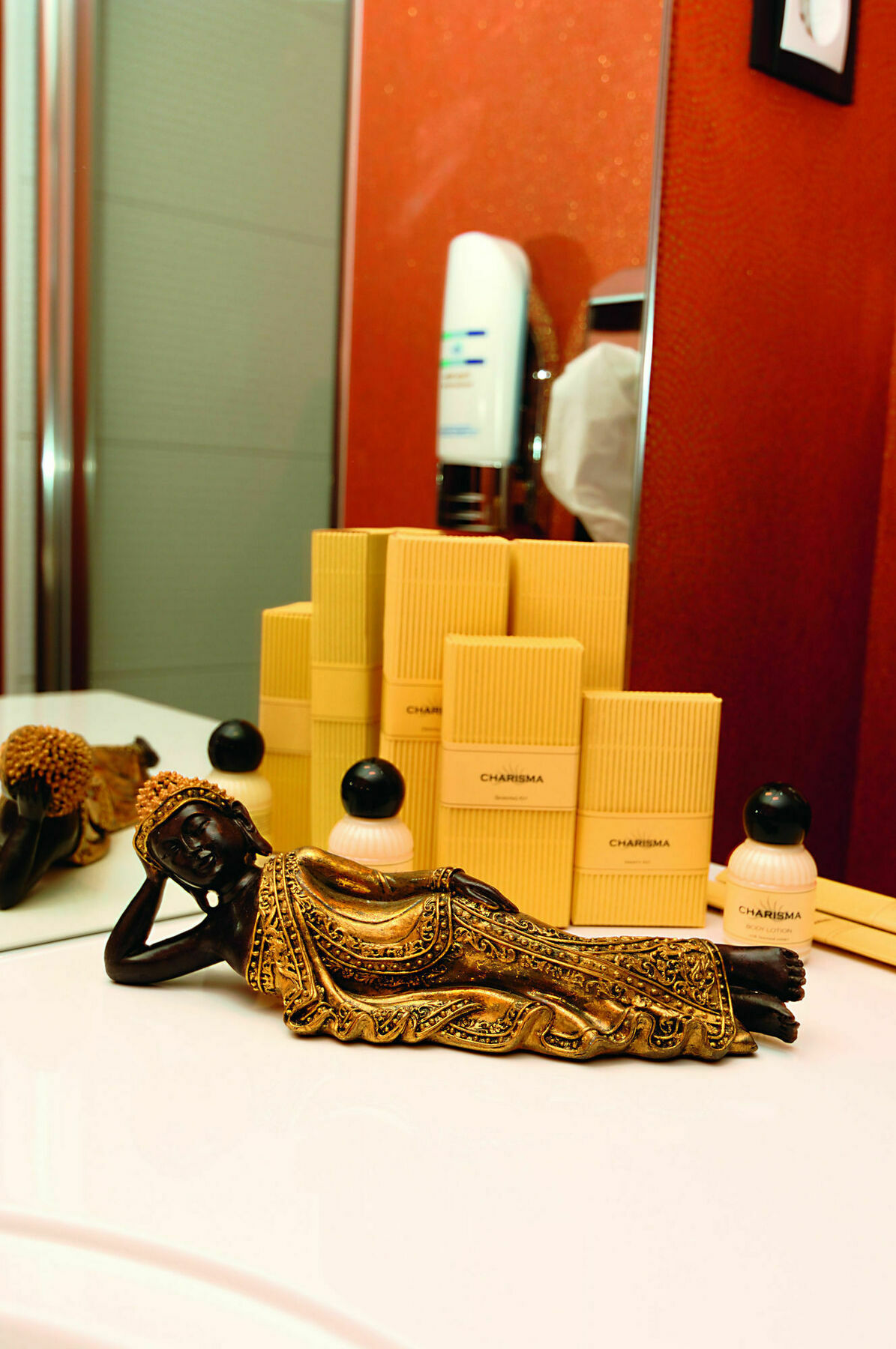 Hotel Business &