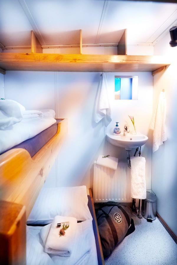 Segelschiff Loth Lorien 3*