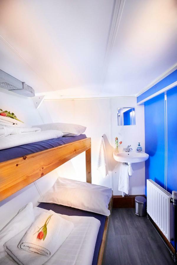 Segelschiff Loth Lorien Botel 3*