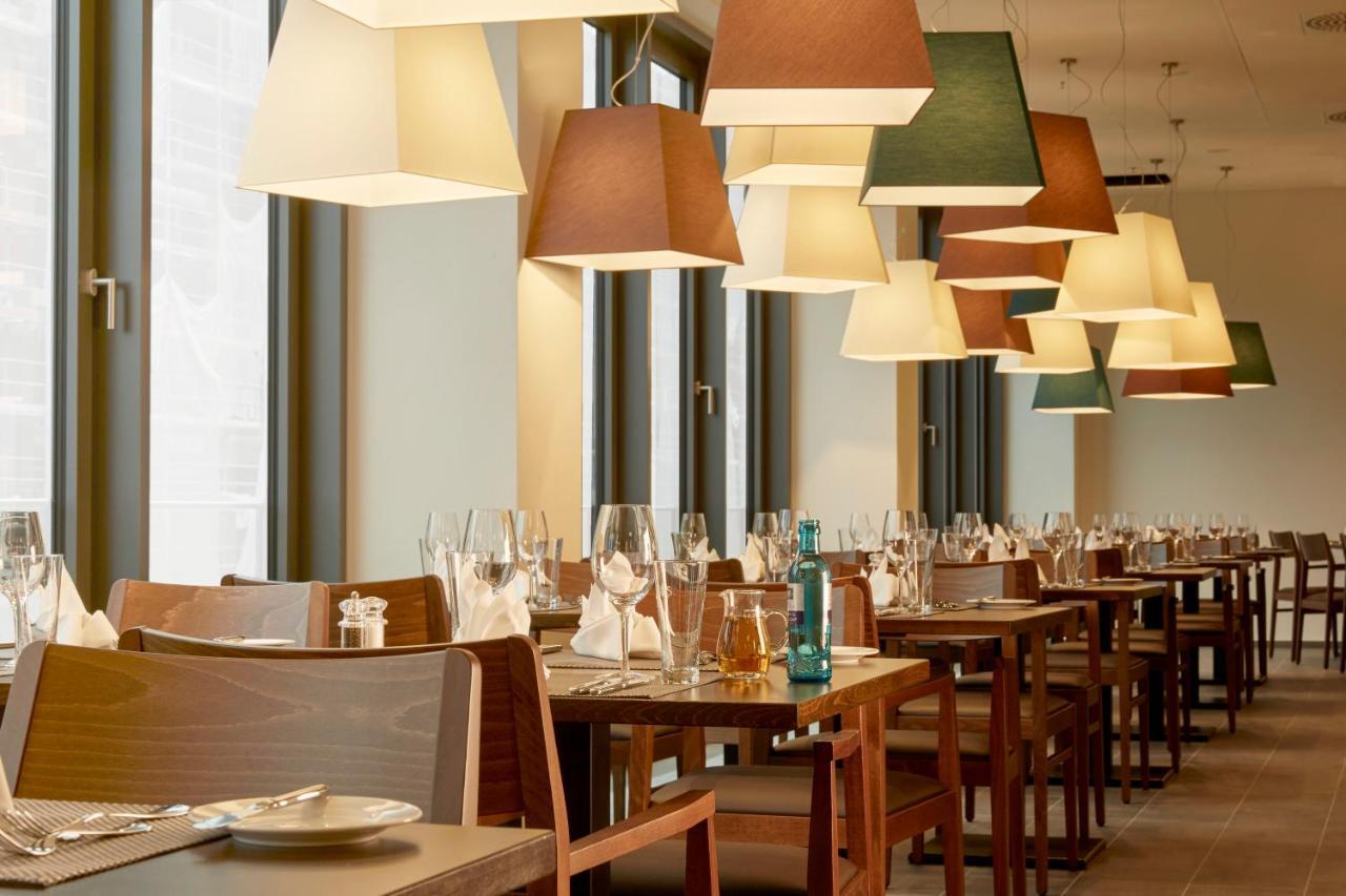 Hyperion 5* Hamburg