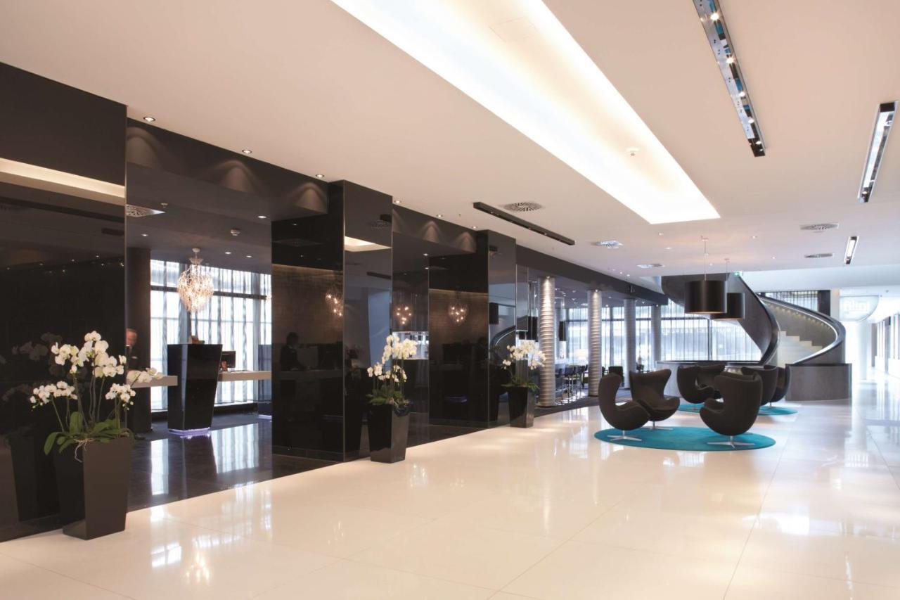 Radisson Blu Hotel,