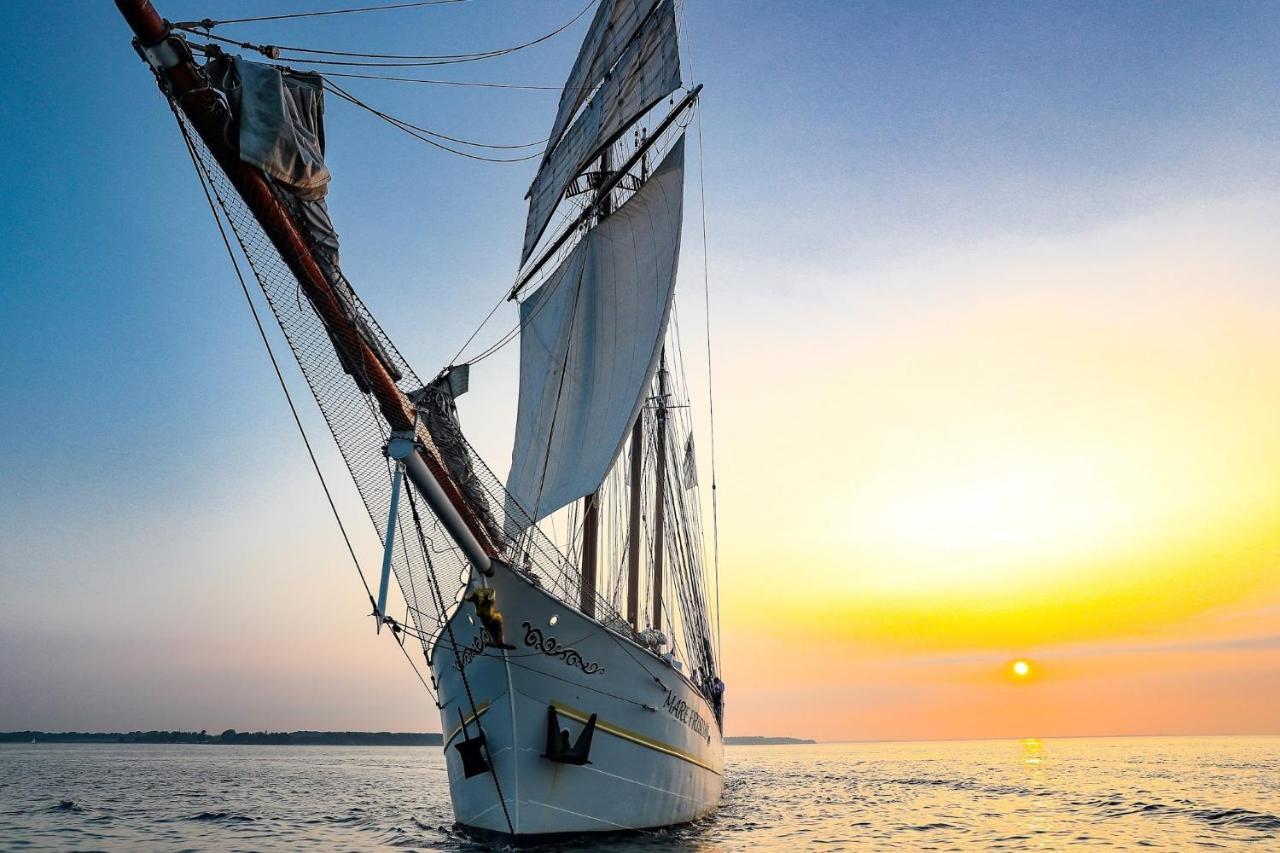 Segelschiff Mare Frisium Bådhotel Hamborg
