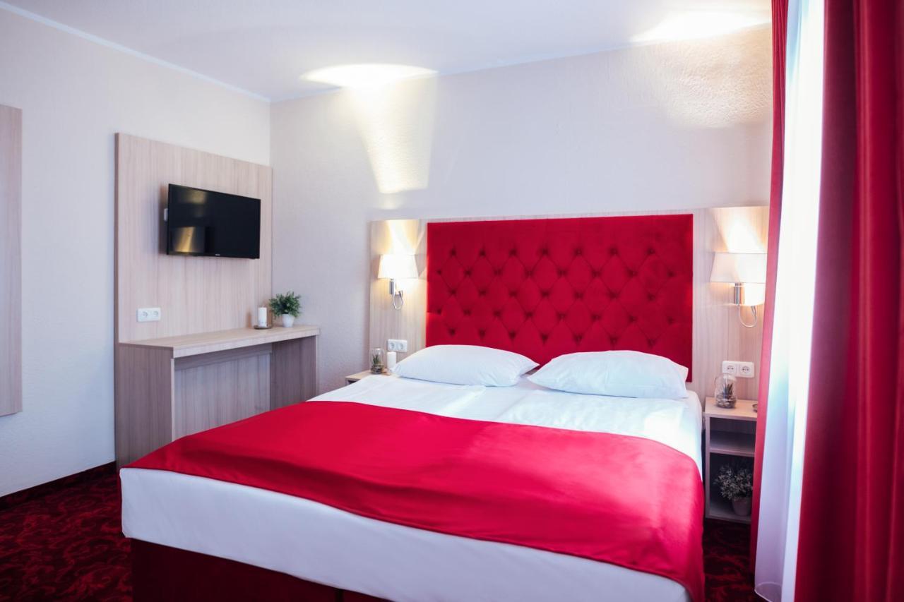Hotel Cult 3*