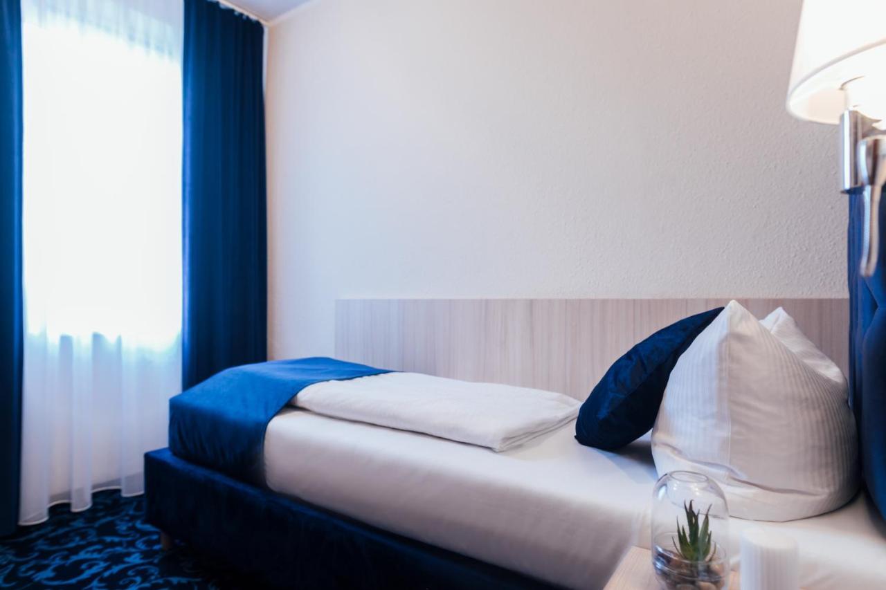 Hotel Cult 3*