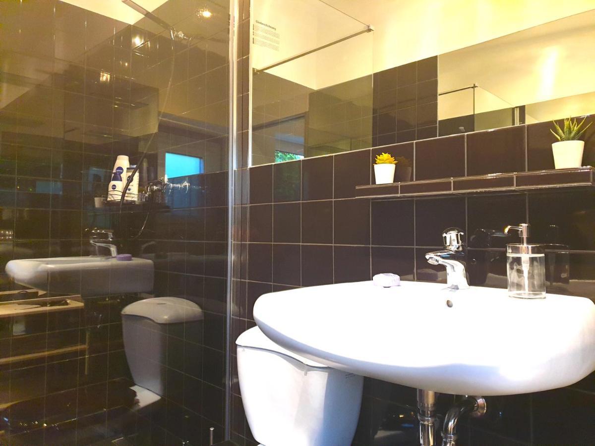 Loft House With Luxury Bathroom And Private Parking *