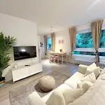 Kleines, Gemuetliches Helles Apartment Im Herzen Hamburgs