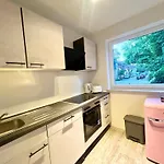 Kleines, Gemuetliches Helles Apartment Im Herzen Hamburgs