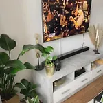 Lovely City Apartment With Balcony, Central