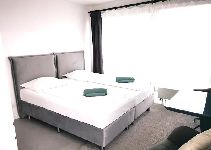Hh 01 By Rockchair - Superhost Status - Modernes Apartment Mit Sonnigem Balkon & Premium Boxspringbetten In Winterhude - Hamburg Top Geheimtipp