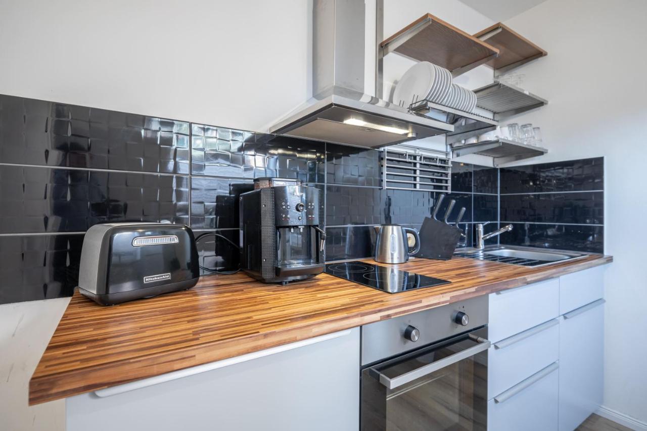 Apartment Modern For 6 Close To The Schanzenviertel - Unit 1 *